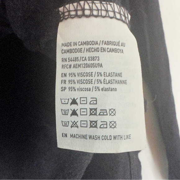 American Eagle Long Sleeve V Neck Top Solid Womans XS Navy Blue - Picture 6 of 9